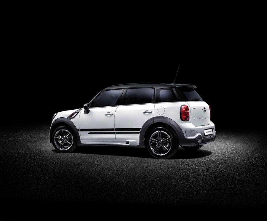  Mini John Cooper Works Countryman Design Edition 2017 года  (фото 11 из 14)